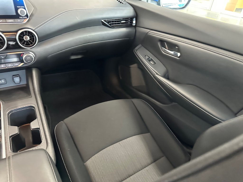 Nissan Sentra SV 2022 à Cowansville, Québec - 18 - w1024h768px