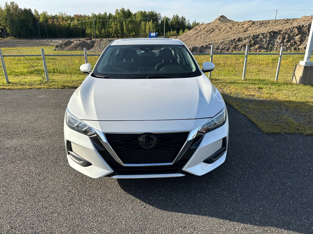 Nissan Sentra SV 2022 à Cowansville, Québec - 2 - w1024h768px