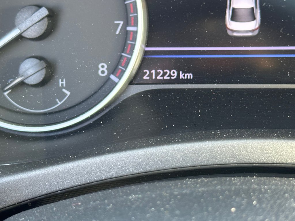 Nissan Sentra SV 2022 à Cowansville, Québec - 5 - w1024h768px