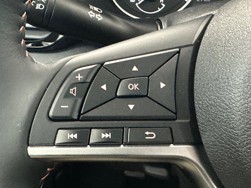 Nissan Sentra SR 2025 à Cowansville, Québec - 39 - w1024h768px