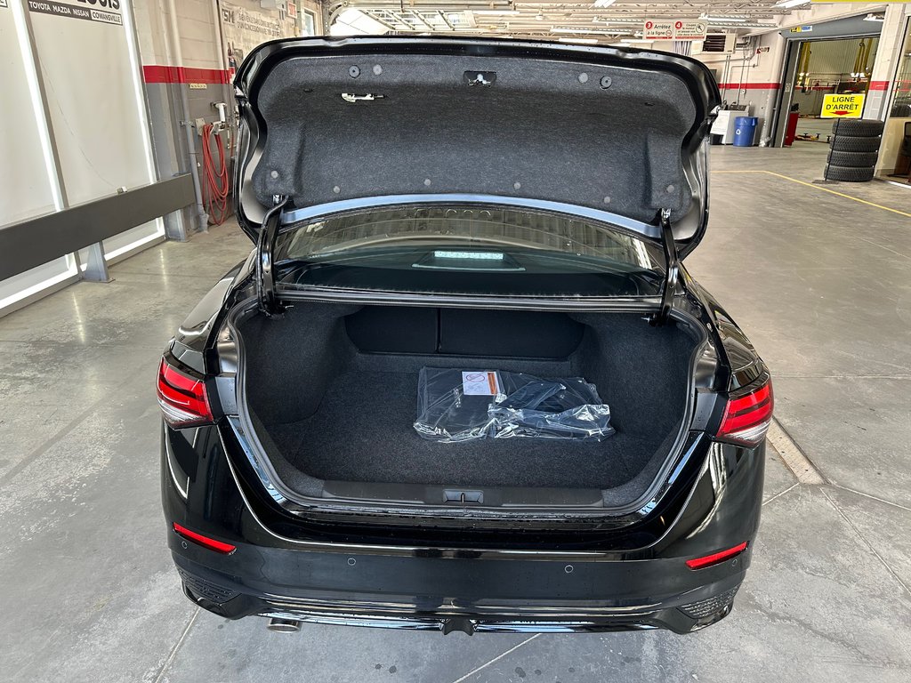 Nissan Sentra SR 2025 à Cowansville, Québec - 7 - w1024h768px