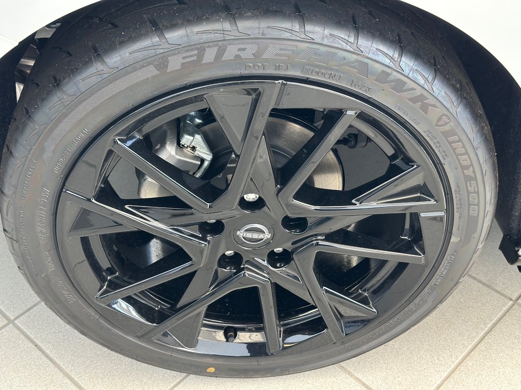 Nissan Sentra SR 2025 à Cowansville, Québec - 11 - w1024h768px