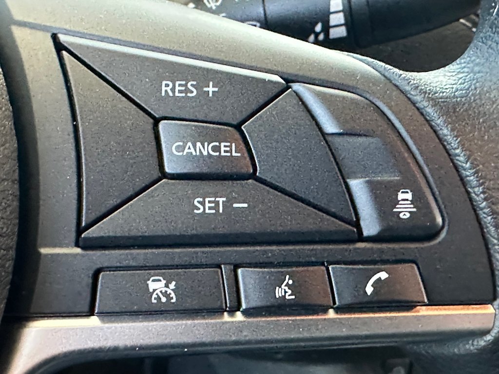 Nissan Sentra SV Toit ouvrant 2025 à Cowansville, Québec - 30 - w1024h768px