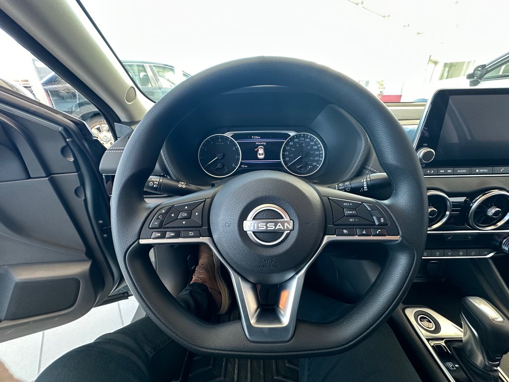 Nissan Sentra SV Toit ouvrant 2025 à Cowansville, Québec - 29 - w1024h768px