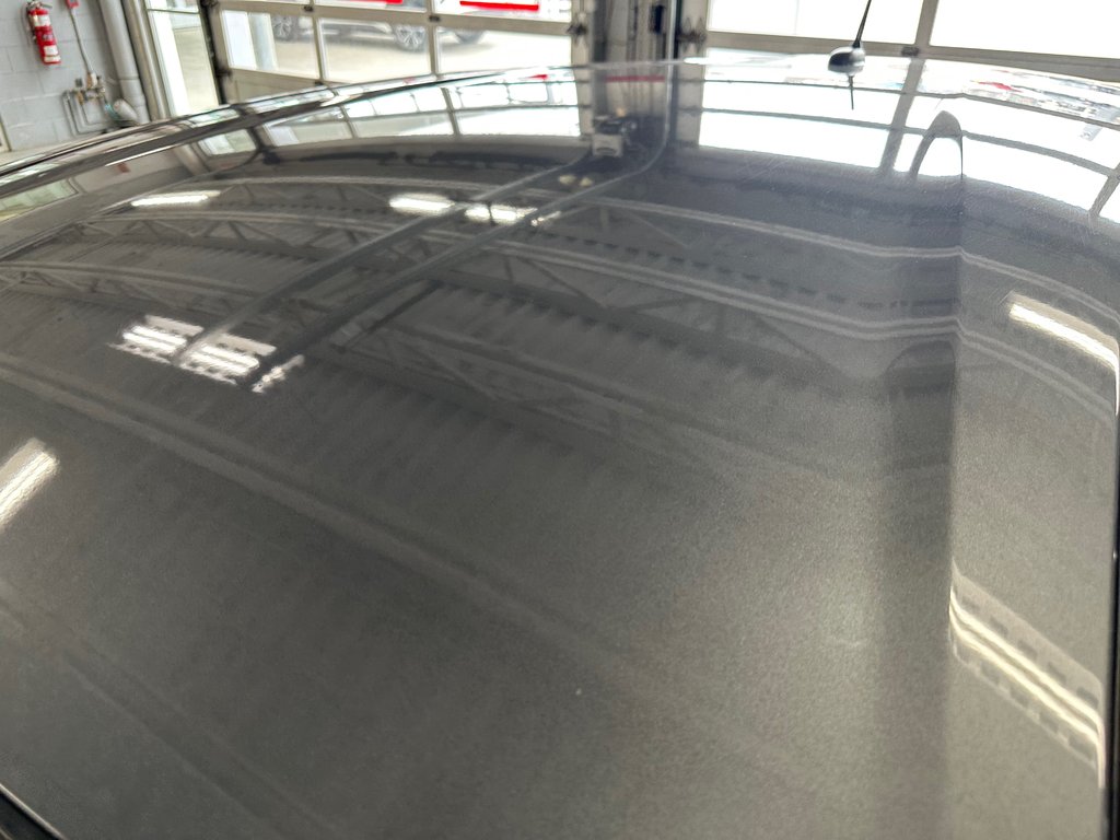 Nissan Versa Note SL 2017 à Cowansville, Québec - 15 - w1024h768px