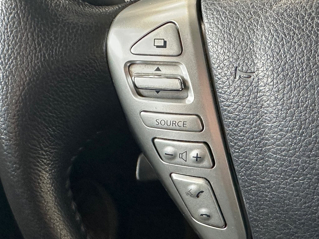 Nissan Versa Note SL 2017 à Cowansville, Québec - 38 - w1024h768px