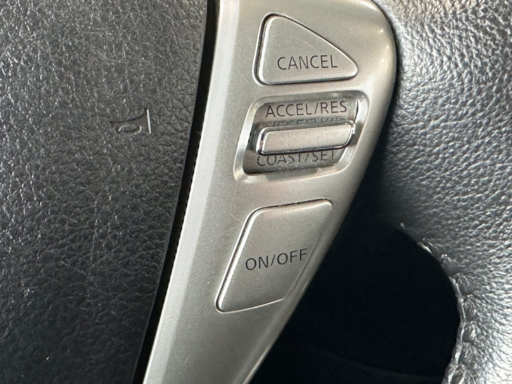 Nissan Versa Note SL 2017 à Cowansville, Québec - 36 - w1024h768px