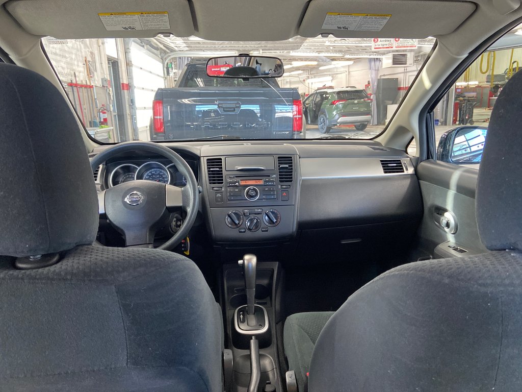 Nissan Versa 1.8 S 2011 à Cowansville, Québec - 18 - w1024h768px