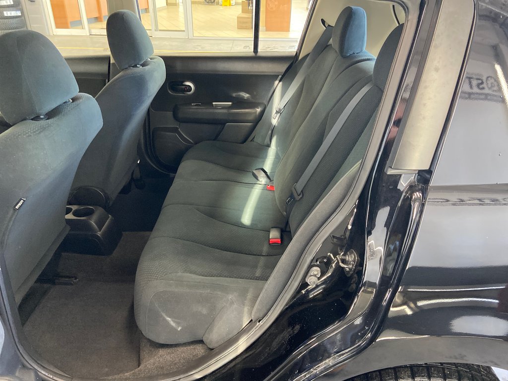 Nissan Versa 1.8 S 2011 à Cowansville, Québec - 15 - w1024h768px