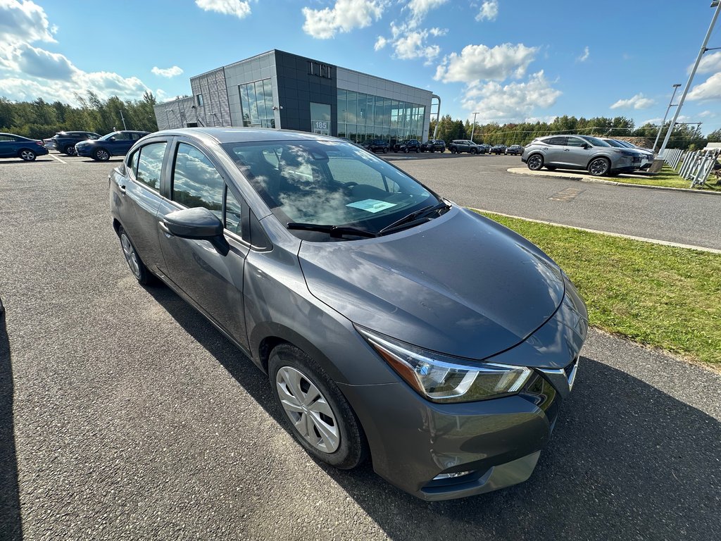 Nissan Versa S 2021 à Cowansville, Québec - 3 - w1024h768px