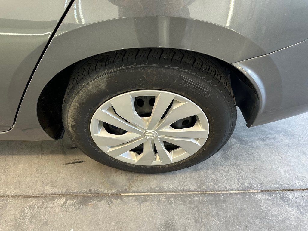 Nissan Versa S 2021 à Cowansville, Québec - 8 - w1024h768px
