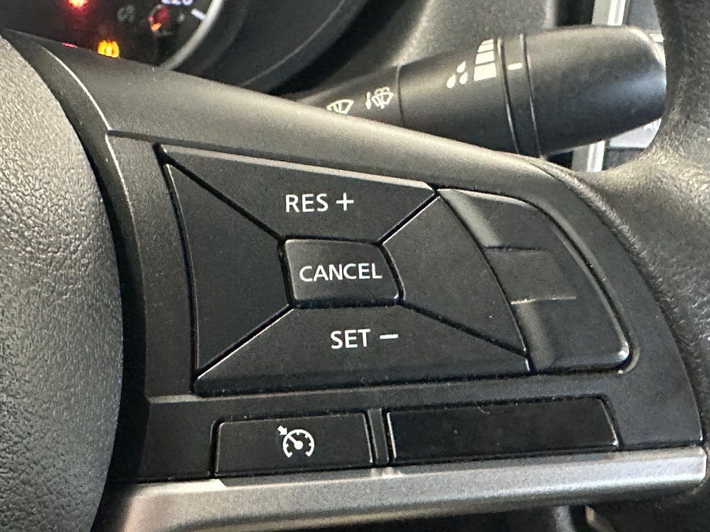 Nissan Versa S 2021 à Cowansville, Québec - 32 - w1024h768px