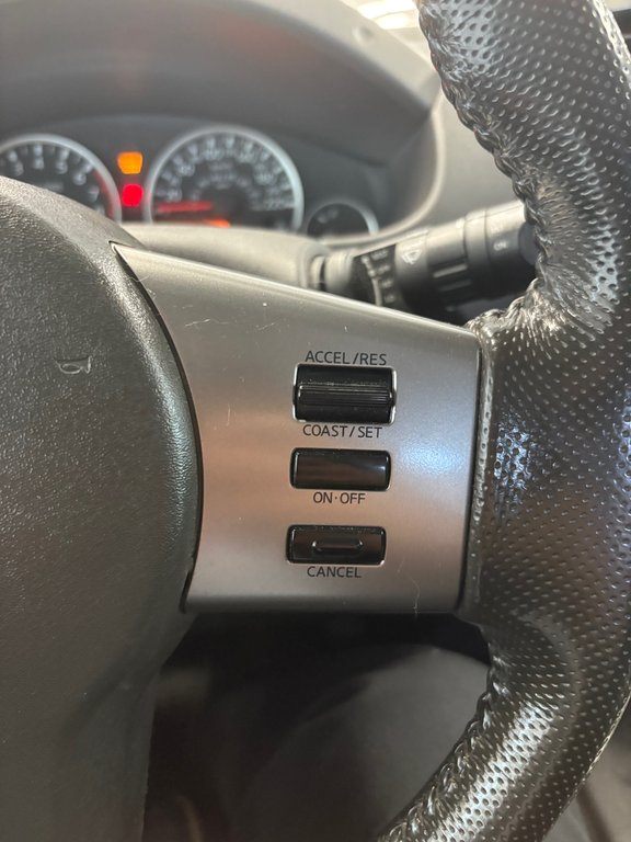 2010 Nissan Xterra SE 4X4 in Cowansville, Quebec - 26 - w1024h768px