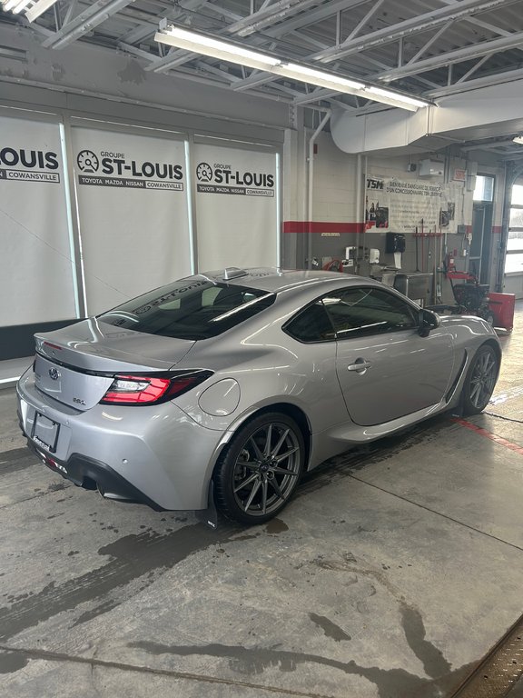 Subaru BRZ Sport-Tech EyeSight 2023 à Cowansville, Québec - 8 - w1024h768px