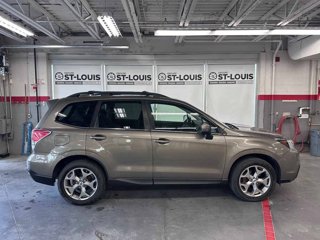 Subaru Forester I Limited w/Tech Pkg 2017 à Cowansville, Québec - 7 - w1024h768px