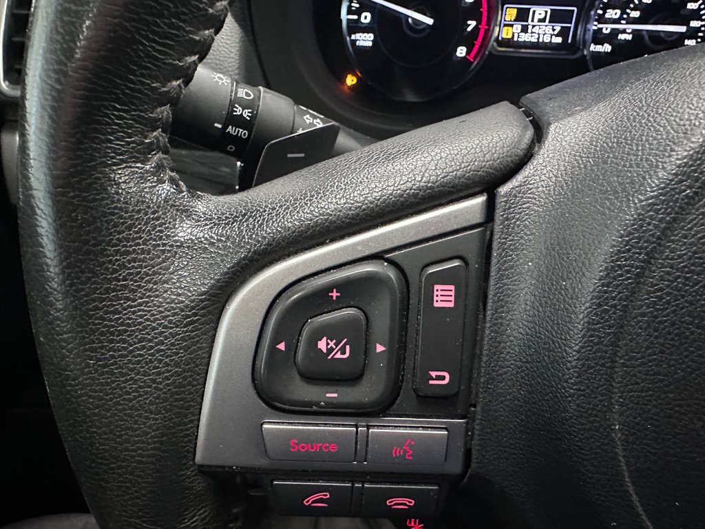 Subaru Forester I Limited w/Tech Pkg 2017 à Cowansville, Québec - 14 - w1024h768px
