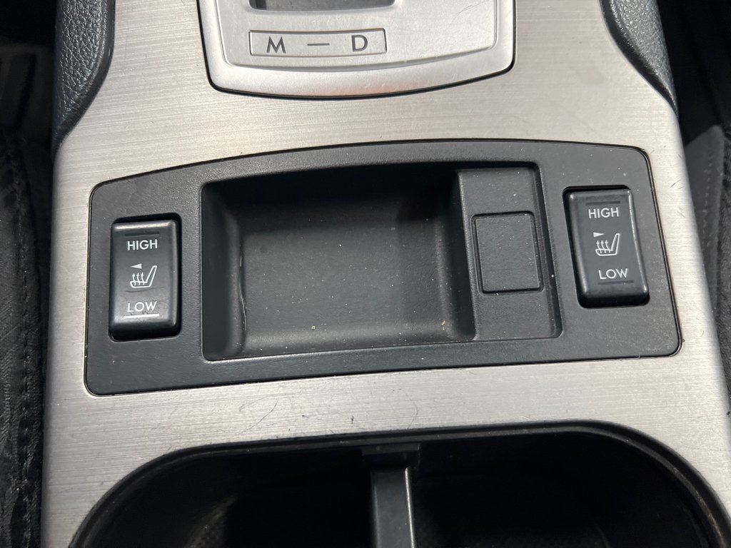 2011 Subaru Outback 2.5i Prem AWD/Pwr Moon in Cowansville, Quebec - 22 - w1024h768px