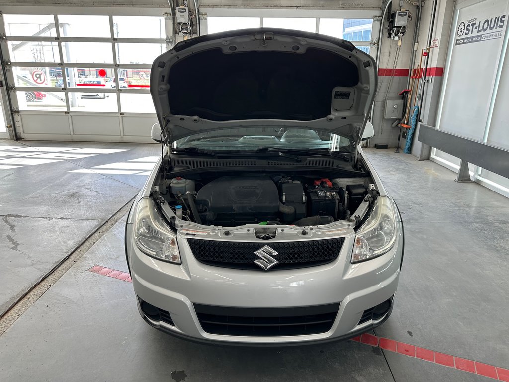 2012 Suzuki SX4 Hatchback JX in Cowansville, Quebec - 14 - w1024h768px