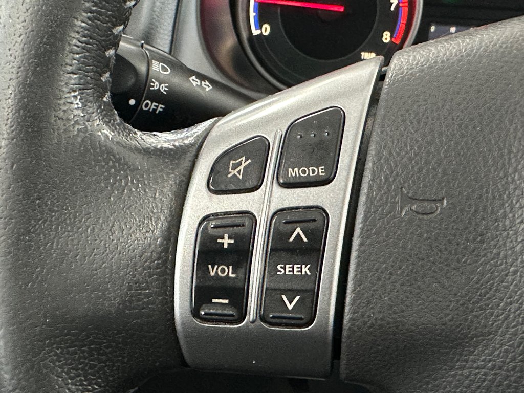 2012 Suzuki SX4 Hatchback JX in Cowansville, Quebec - 30 - w1024h768px