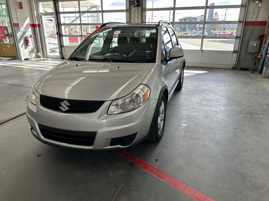 2012 Suzuki SX4 Hatchback JX in Cowansville, Quebec - 12 - w1024h768px