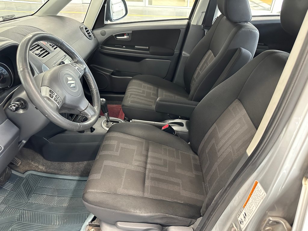 2012 Suzuki SX4 Hatchback JX in Cowansville, Quebec - 22 - w1024h768px