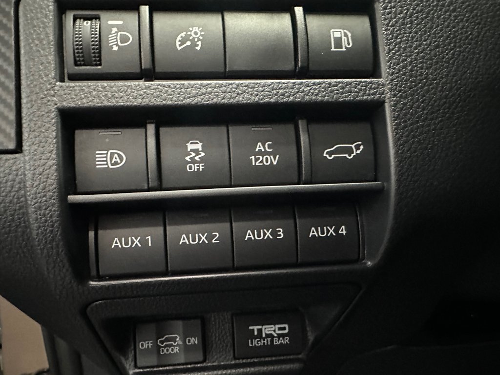 2025 Toyota 4Runner Hybrid TRD PRO in Cowansville, Quebec - 24 - w1024h768px