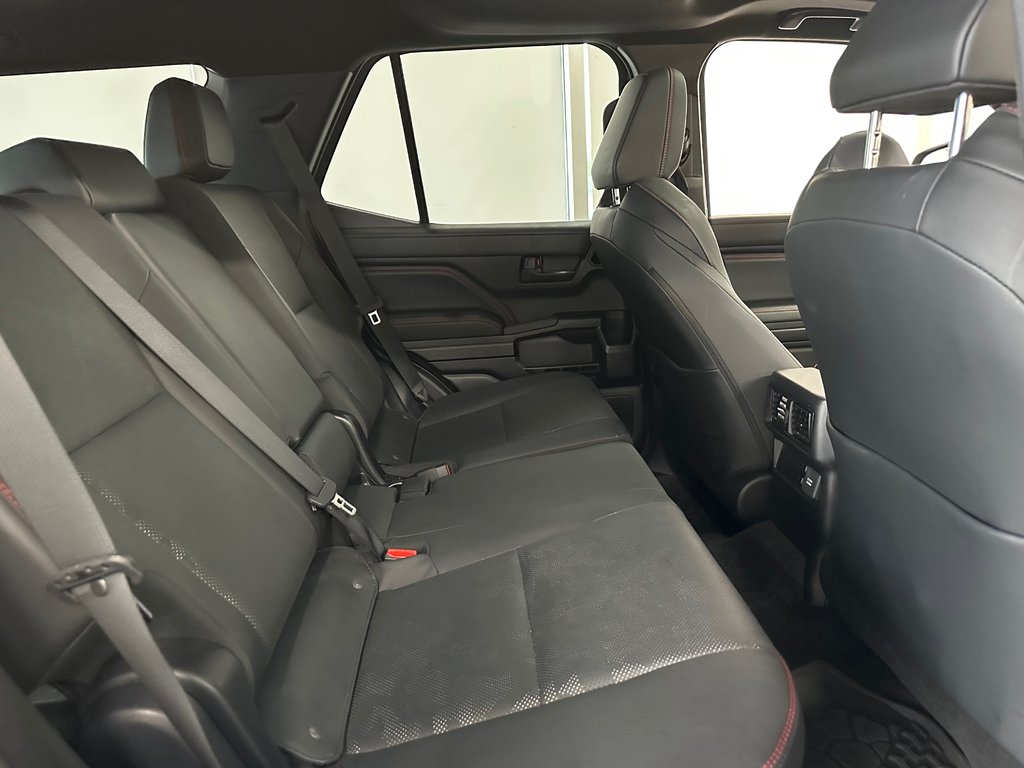 2025 Toyota 4Runner Hybrid TRD PRO in Cowansville, Quebec - 14 - w1024h768px