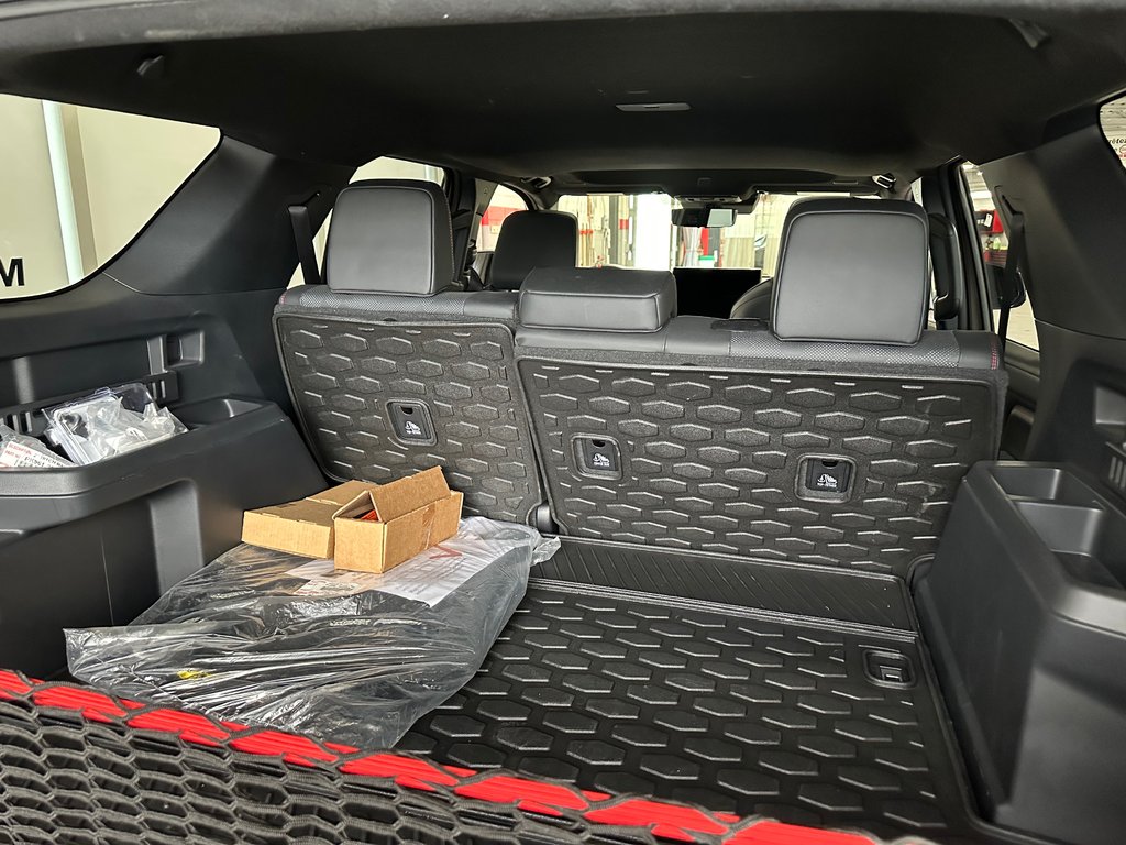 2025 Toyota 4Runner Hybrid TRD PRO in Cowansville, Quebec - 15 - w1024h768px