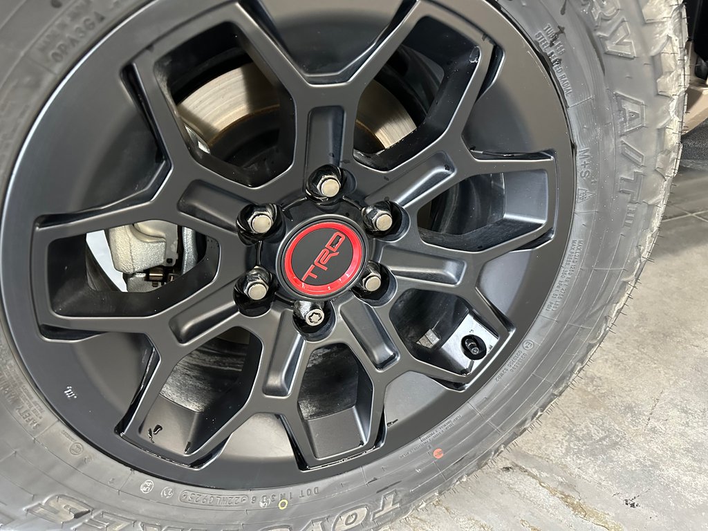 2025 Toyota 4Runner Hybrid TRD PRO in Cowansville, Quebec - 13 - w1024h768px