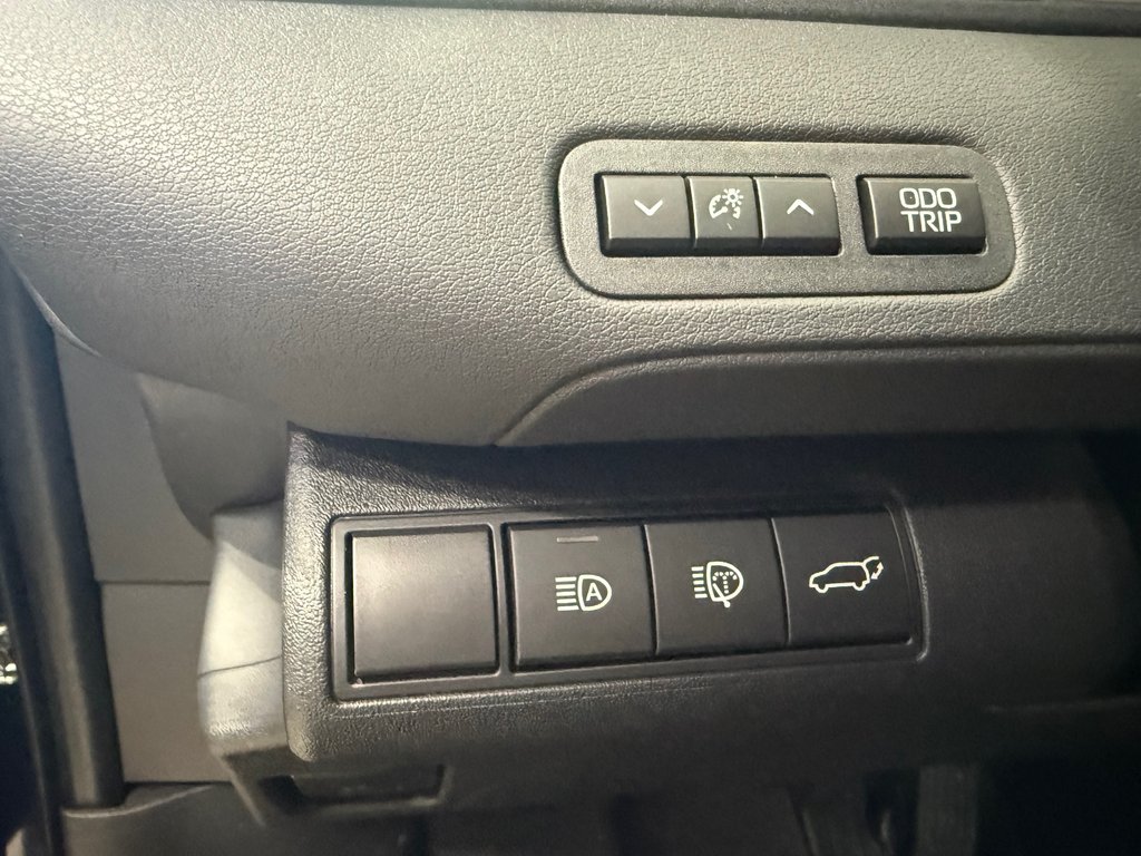 Toyota bZ Limited AWD 2026 à Cowansville, Québec - 23 - w1024h768px