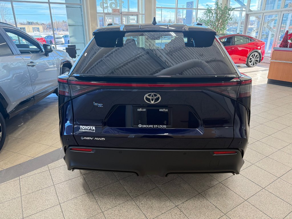 Toyota bZ Limited AWD 2026 à Cowansville, Québec - 8 - w1024h768px