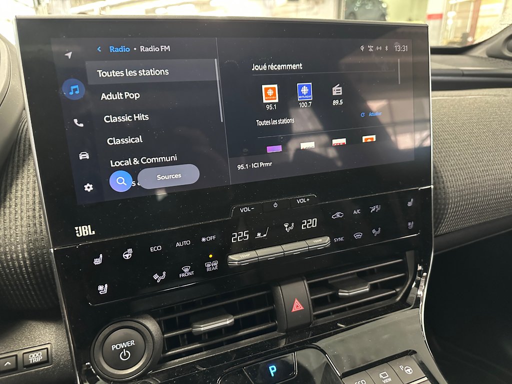 Toyota bZ4X XLE TECHNOLOGIE 2023 à Cowansville, Québec - 12 - w1024h768px