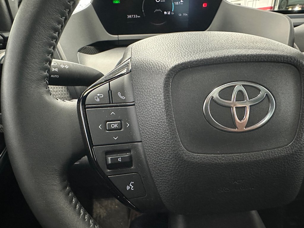 Toyota bZ4X XLE TECHNOLOGIE 2023 à Cowansville, Québec - 7 - w1024h768px