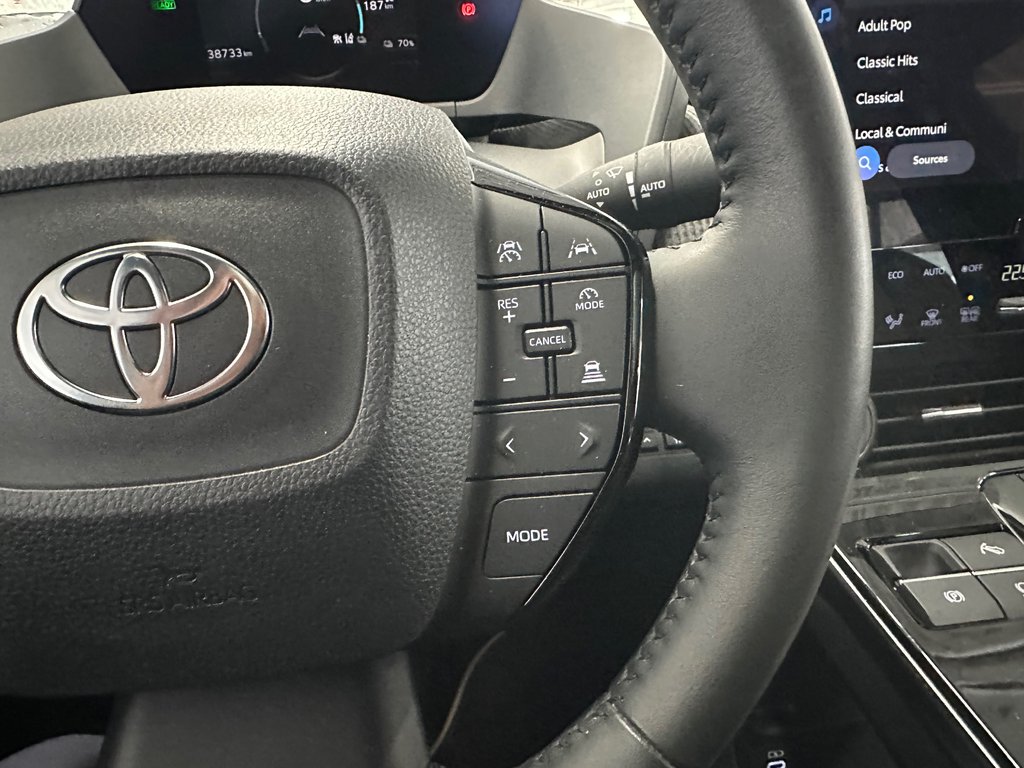 Toyota bZ4X XLE TECHNOLOGIE 2023 à Cowansville, Québec - 10 - w1024h768px