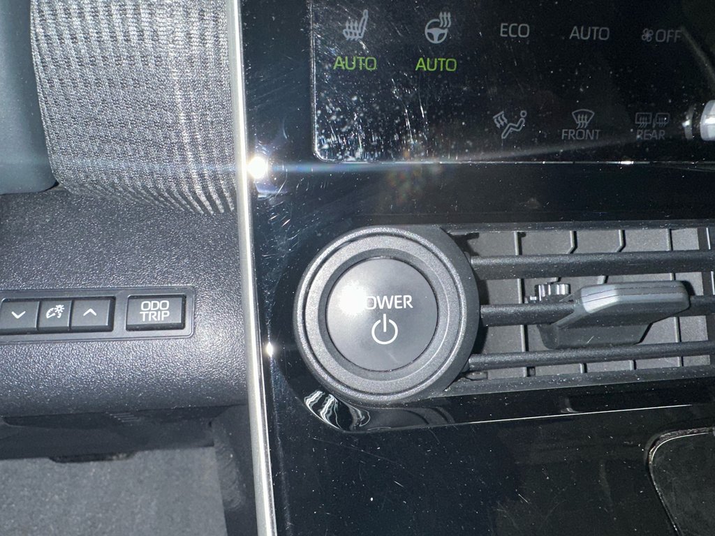 Toyota bZ4X LE 2023 à Cowansville, Québec - 19 - w1024h768px