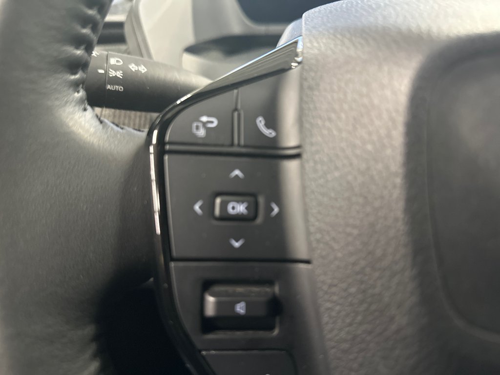 Toyota bZ4X LE 2023 à Cowansville, Québec - 17 - w1024h768px