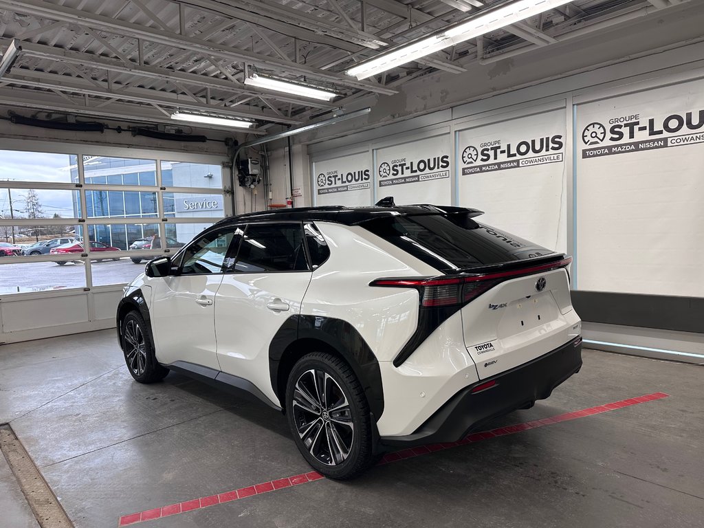 BZ4X XLE TECH AWD 2024 à Cowansville, Québec - 3 - w1024h768px