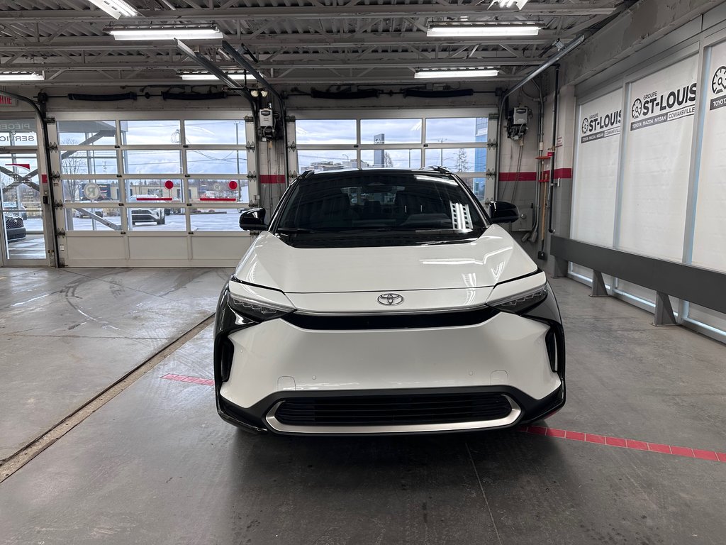 BZ4X XLE TECH AWD 2024 à Cowansville, Québec - 9 - w1024h768px