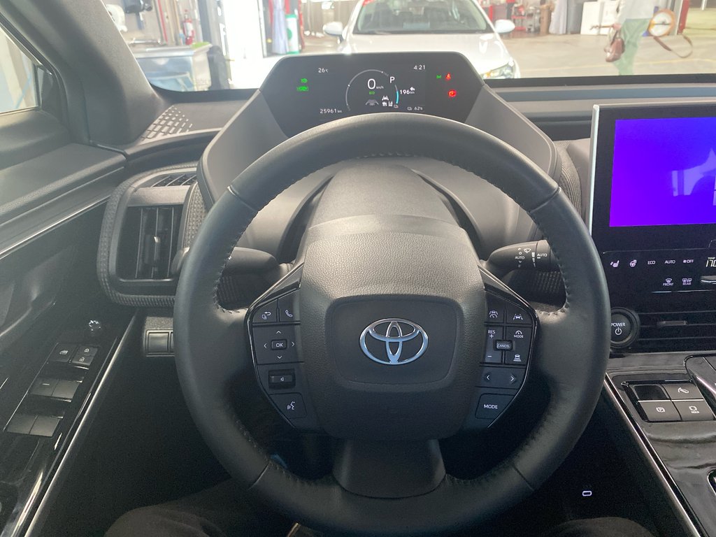Toyota BZ4X LE UN PROPRIÉTAIRE AUCUN ACCIDENT 2024 à Cowansville, Québec - 15 - w1024h768px