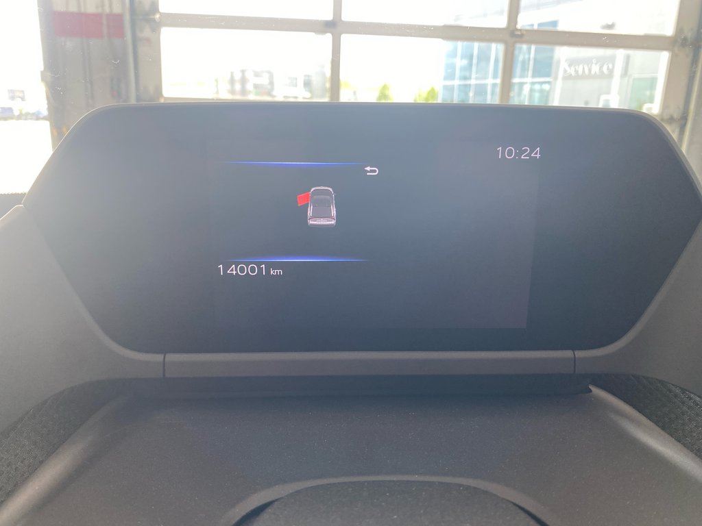 2024 Toyota BZ4X XLE in Cowansville, Quebec - 6 - w1024h768px