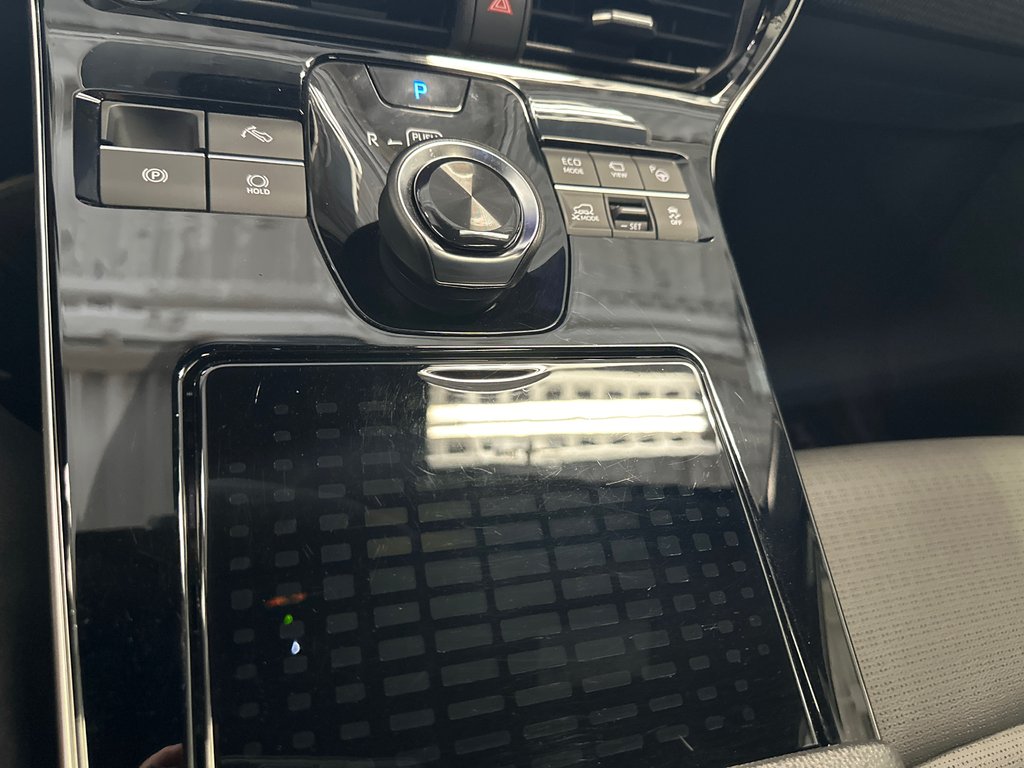 Toyota bZ4X XLE 2024 à Cowansville, Québec - 16 - w1024h768px