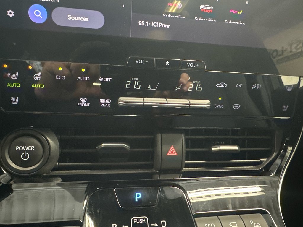 Toyota bZ4X XLE 2024 à Cowansville, Québec - 26 - w1024h768px