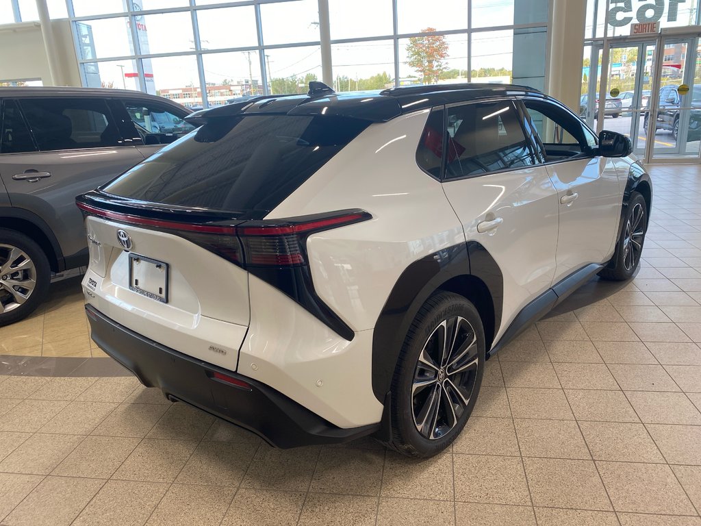 2025 Toyota BZ4X XLE AWD GROUPE TECHNOLOGIE in Cowansville, Quebec - 7 - w1024h768px