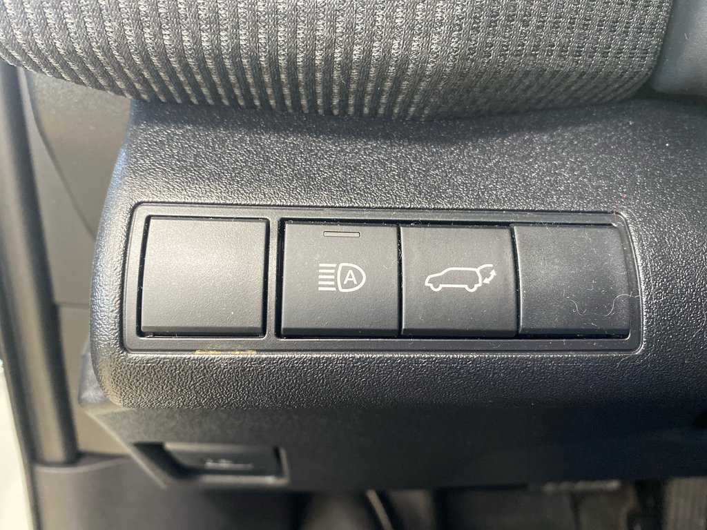 2025 Toyota BZ4X XLE AWD GROUPE TECHNOLOGIE in Cowansville, Quebec - 15 - w1024h768px