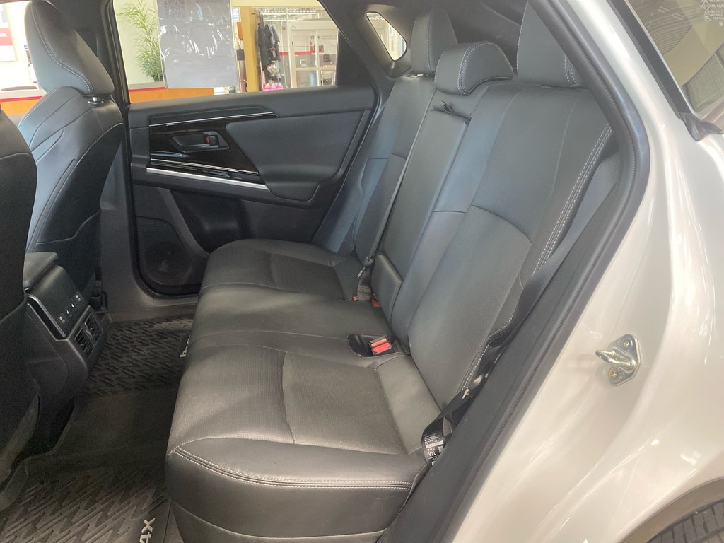 2025 Toyota BZ4X XLE AWD GROUPE TECHNOLOGIE in Cowansville, Quebec - 28 - w1024h768px