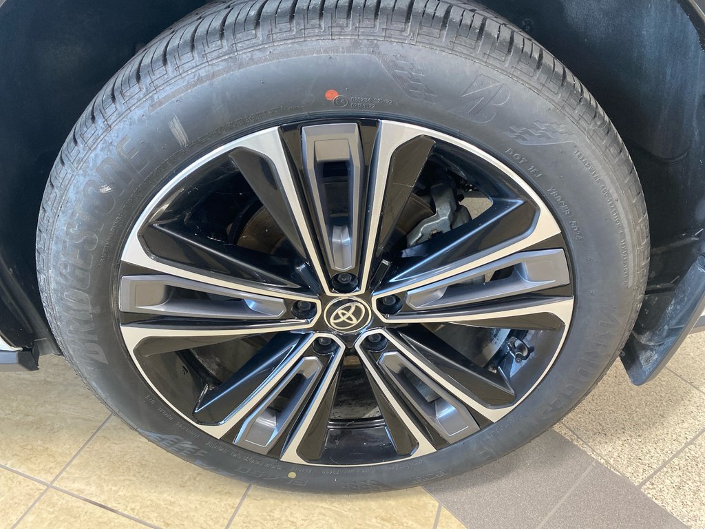 2025 Toyota BZ4X XLE AWD GROUPE TECHNOLOGIE in Cowansville, Quebec - 26 - w1024h768px