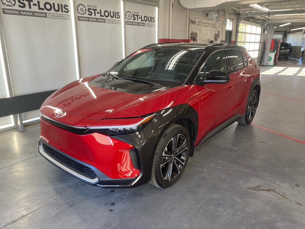 Toyota BZ4X XLE TECH AWD 2025 à Cowansville, Québec - 1 - w1024h768px