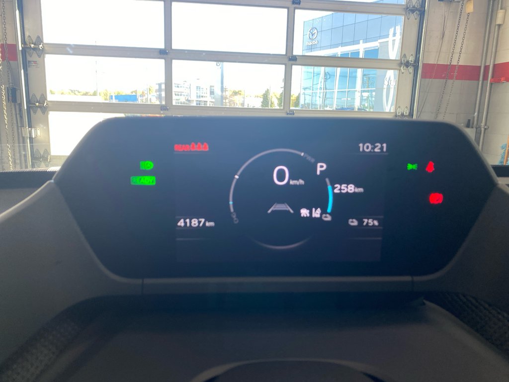 Toyota BZ4X XLE TECH AWD 2025 à Cowansville, Québec - 21 - w1024h768px