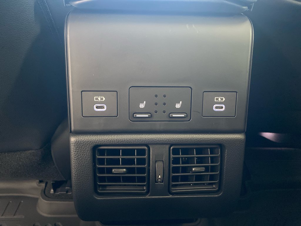 Toyota BZ4X XLE TECH AWD 2025 à Cowansville, Québec - 27 - w1024h768px