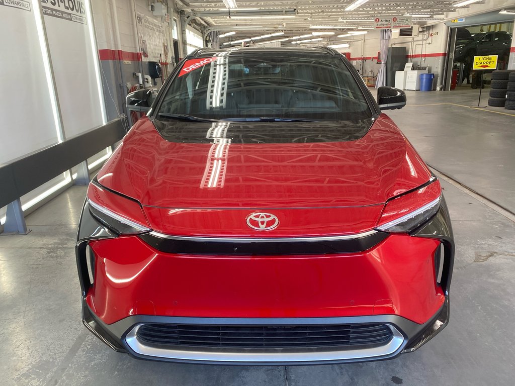 Toyota BZ4X XLE TECH AWD 2025 à Cowansville, Québec - 10 - w1024h768px
